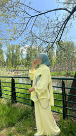 Ensemble jaune
